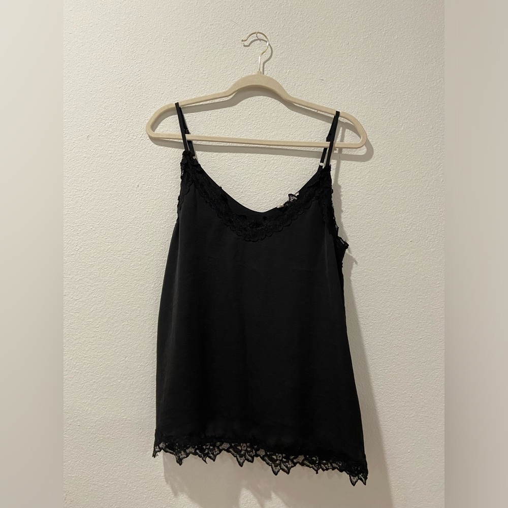Lace trim black tank
